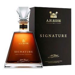 A.H. Riise Signature Master blender 43,9% 0,7l GB