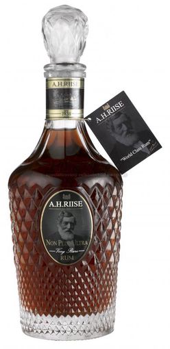 A.H. Riise A.H.Riise Non Plus Ultra 42% 0,7l