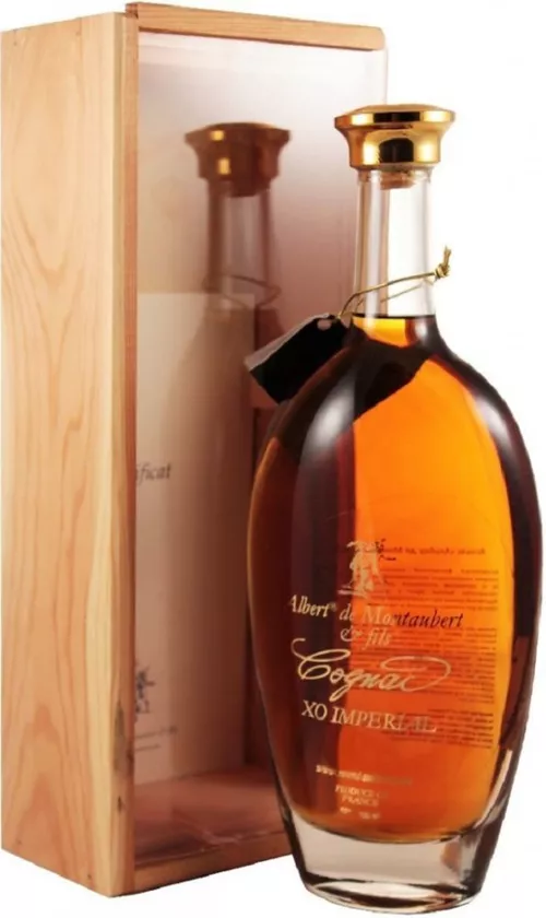 Albert de Montaubert XO 25y 0,7l 40% Dřevěný box