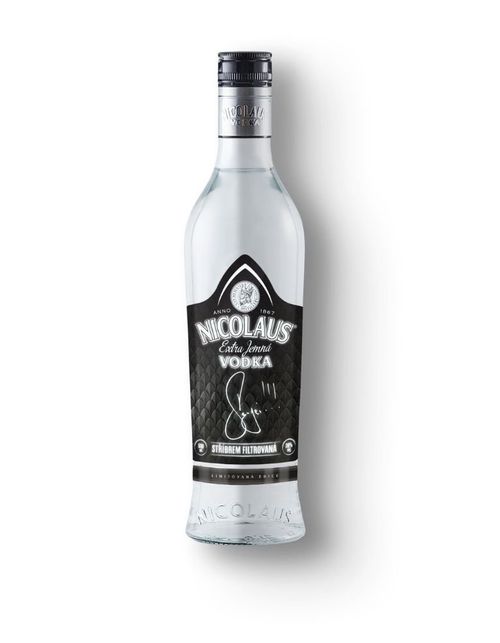 Nicolaus Extra Jemná Vodka Sergei Barracuda 0,5l 38% L.E.